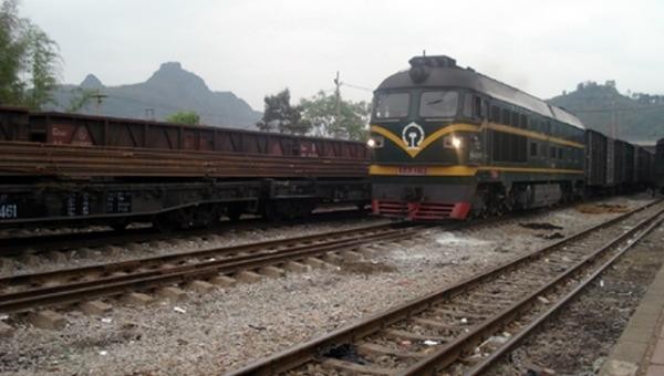 Một chuyến tàu từ Hà Nội đến Đồng Đăng, Lạng Sơn.
