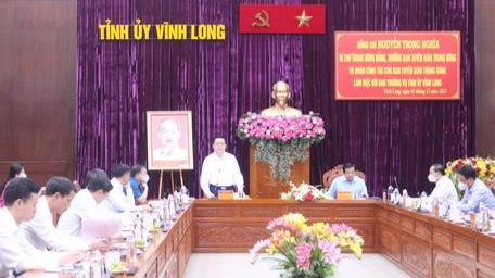 Ông Nguyễn Trọng Nghĩa đề nghị Vĩnh Long tập trung tuyên truyền và cảnh giác trên tất cả các lĩnh vực thông tin.