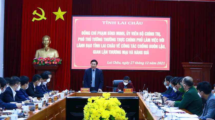 Phó Thủ tướng Thường trực Phạm Bình Minh làm việc với lãnh đạo tỉnh Lai Châu.