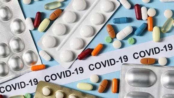 Chính phủ vừa ban hành một số chính sách đặc thù về thuốc điều trị COVID-19. (Ảnh minh họa)