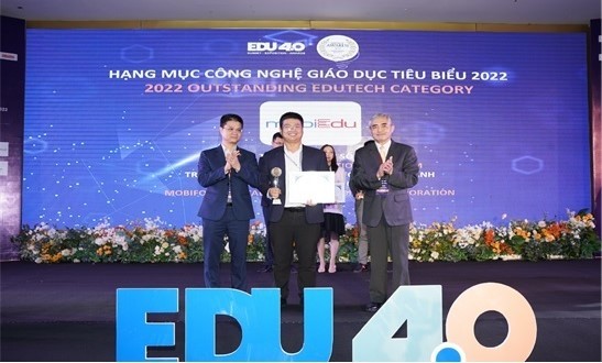 mobiEdu vinh dự được nhận giải thưởng EduTech 2022.