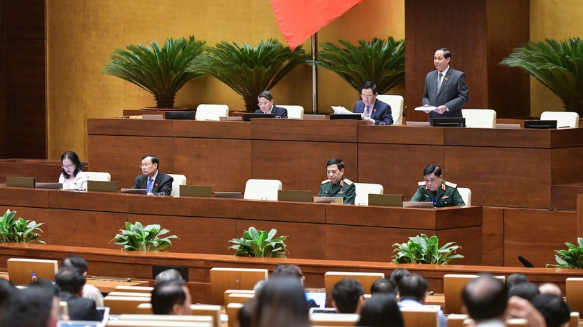 Phó Chủ tịch Quốc hội Trần Quang Phương điều hành thảo luận. (Nguồn ảnh: Quochoi.vn)