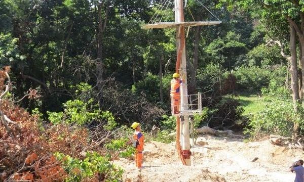 Điện lưới quốc gia chính thức xuất hiện ở đảo Rều