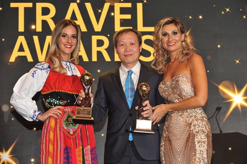 Vietnam Airlines nhận 2 giải thưởng trong Lễ trao giải thưởng du lịch thế giới