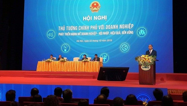 Thủ tướng chỉ đạo tạo điều kiện cho DN phát triển tại Hội nghị đối thoại với Doanh nghiệp 