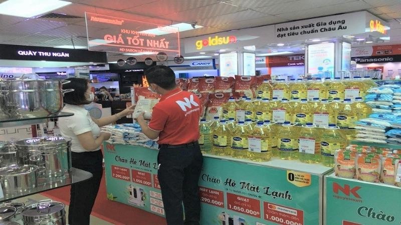 Siêu thị điện máy Nguyễn Kim sẽ bán thêm các mặt hàng thiết yếu.