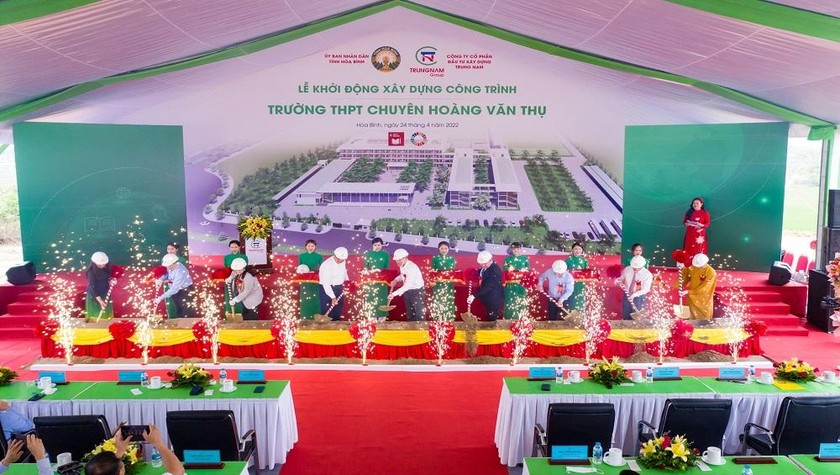 Lễ khởi động xây dựng Trường THPT chuyên Hoàng Văn Thụ (Hòa Bình) 
