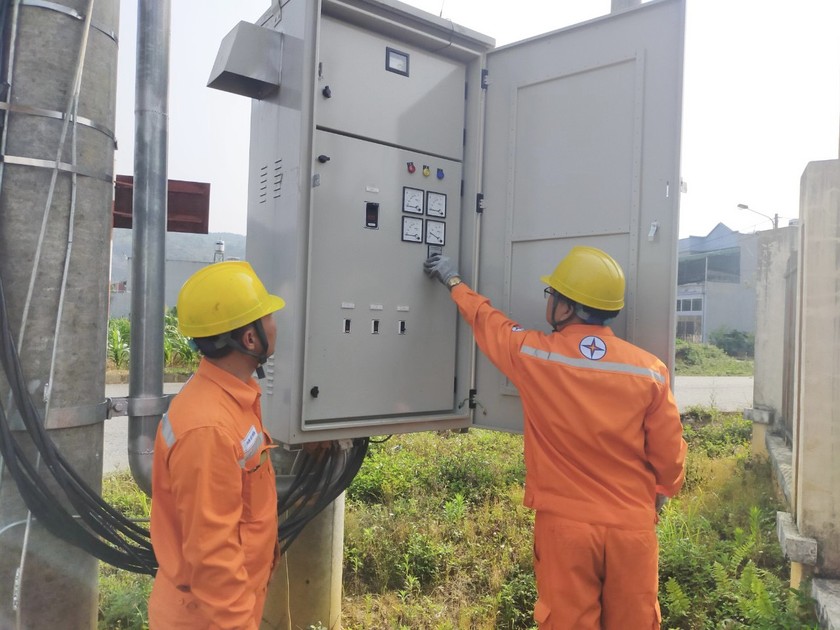 PC Lai Châu luôn tăng cường công tác kiểm tra giám sát mua bán điện.