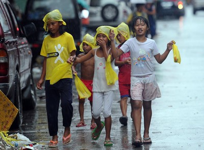 Philippines đề phòng tình trạng buôn trẻ em sau siêu bão