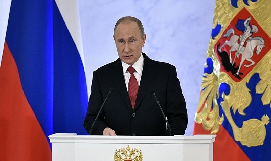 Tổng thống Nga Putin đọc thông điệp liên bang. Ảnh: Sputnik