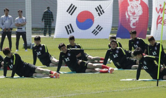 Đội tuyển Hàn Quốc.