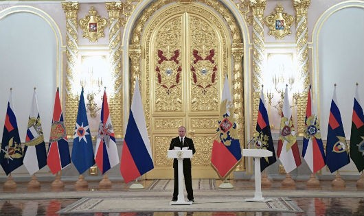 Tổng thống Nga Putin phát biểu tại cuộc họp.