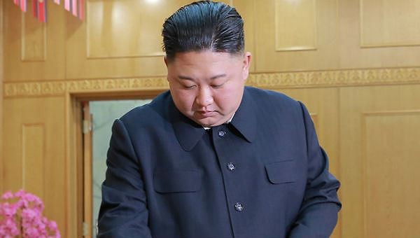 Ông Kim Jong-un đi bầu cử hôm 10/3.