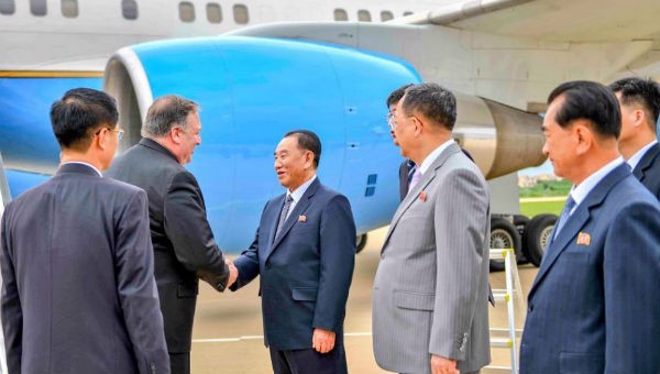 Ông Kim Yong-chol gặp Ngoại trưởng Mỹ Mike Pompeo.