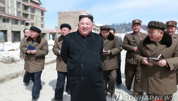 Ông Kim Jong-un trong chuyến thị sát.