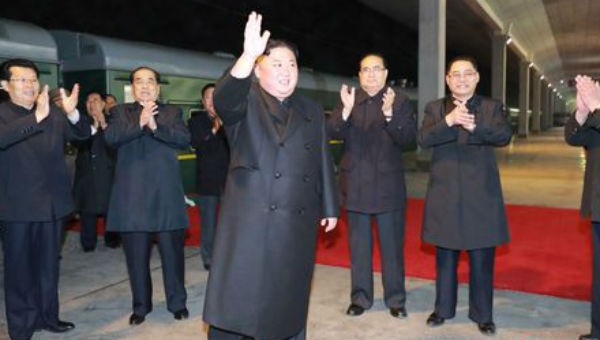 Hình ảnh ông Kim lên đường thăm Nga do hãng tin KCNA của Triều Tiên công bố.