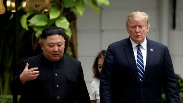 Ông Kim và ông Trump tại hội nghị thượng đỉnh ở Hà Nội