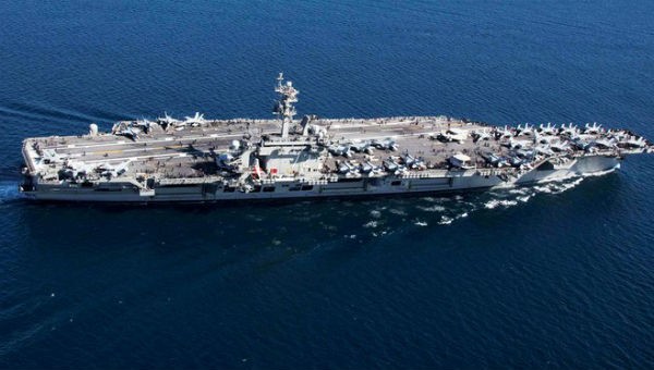 Tàu sân bay USS Abraham Lincoln của Mỹ đã được điều đến Trung Đông.