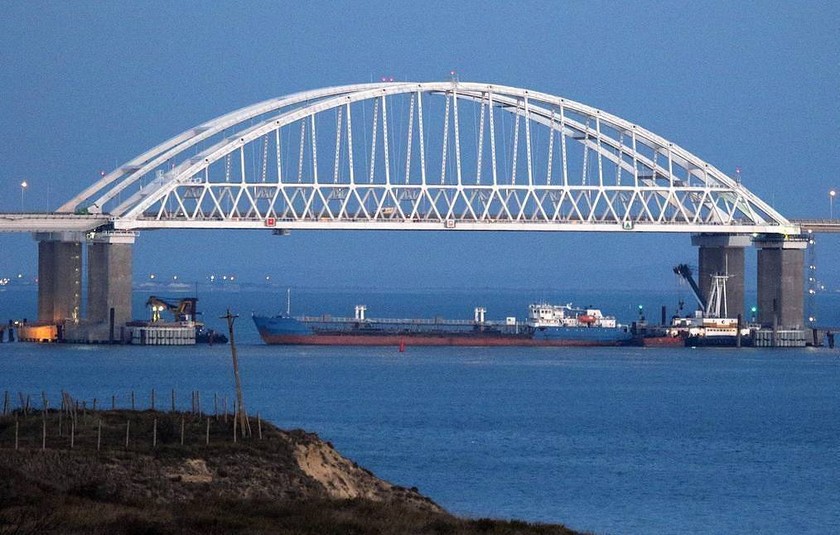 Ukraine bắt giữ tàu Nga để trả đũa sự cố ở Eo biển Kerch hồi cuối năm ngoái.
