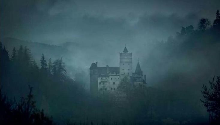 Lâu đài của Bá tước Dracula. Ảnh: Ảnh: Lonely Planet.
