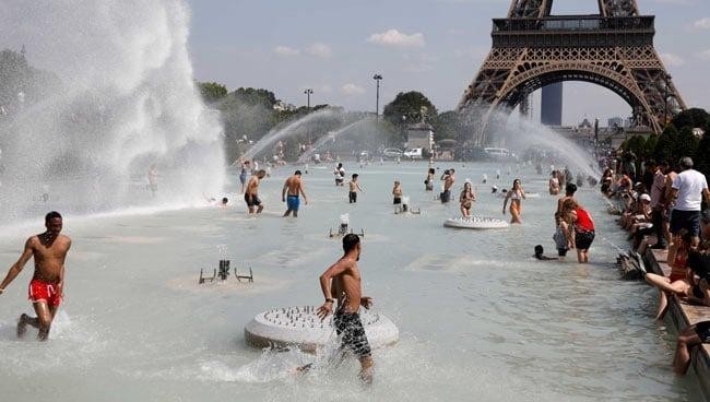 Trong tháng 6 và tháng 7 vừa qua có 18 ngày nhiệt độ ở Pháp được coi là ở mức kỷ lục.