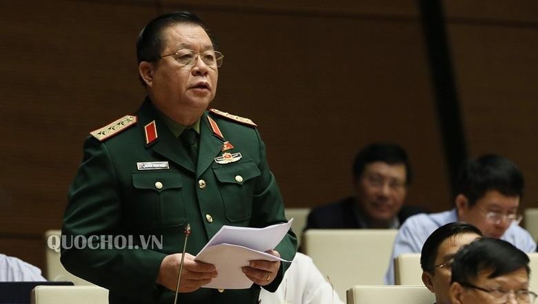 Thượng tướng Nguyễn Trọng Nghĩa phát biểu tại phiên họp.