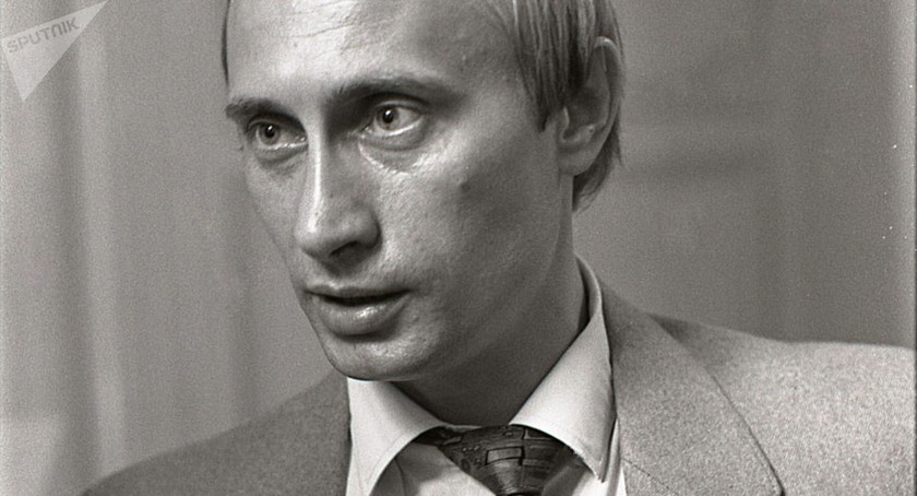 Tổng thống Nga Vladimir Putin thời trẻ.