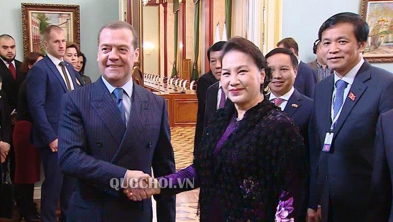 Chủ tịch QH Nguyễn Thị Kim Ngân đã hội kiến Thủ tướng Nga D. Medvedev.