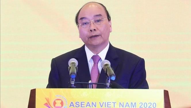 Thủ tướng Nguyễn Xuân Phúc phát biểu tại buổi lễ. Ảnh: TTX