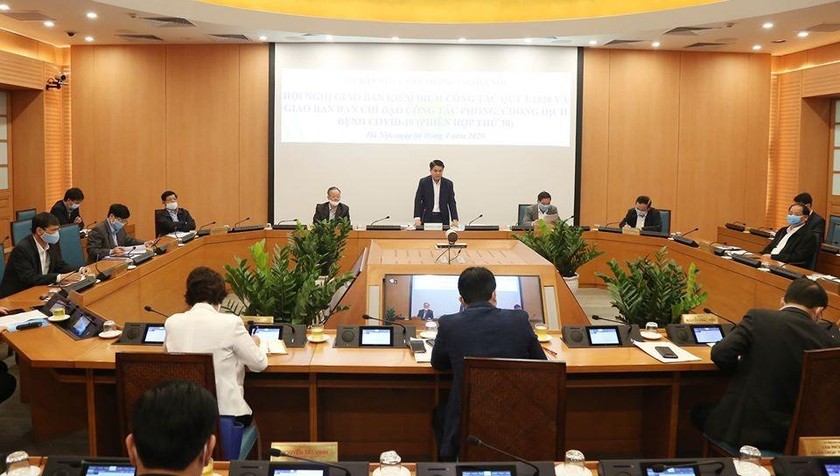 Chủ tịch UBND TP Hà Nội Nguyễn Đức Chung chủ trì hội nghị.
