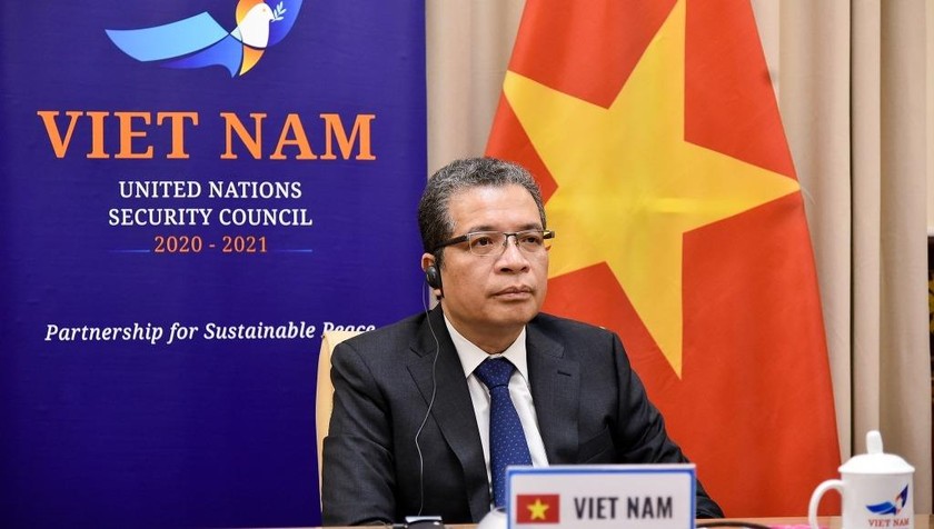 Thứ trưởng Ngoại giao Đặng Minh Khôi tham dự Phiên họp.