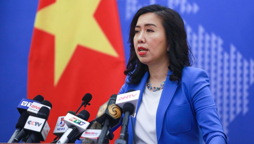 Người phát ngôn Bộ Ngoại giao Việt Nam Lê Thị Thu Hằng tại họp báo.