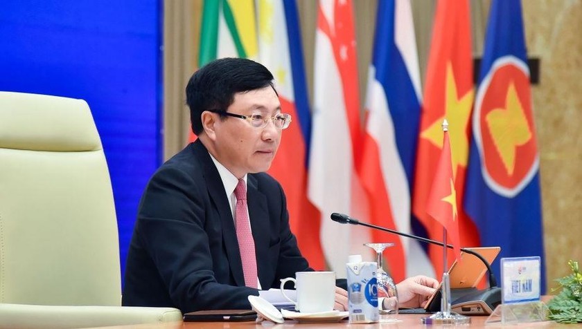 Phó Thủ tướng, Bộ trưởng Ngoại giao Phạm Bình Minh chủ trì Hội nghị Bộ trưởng Ngoại giao ASEAN. Ảnh: Baoquocte