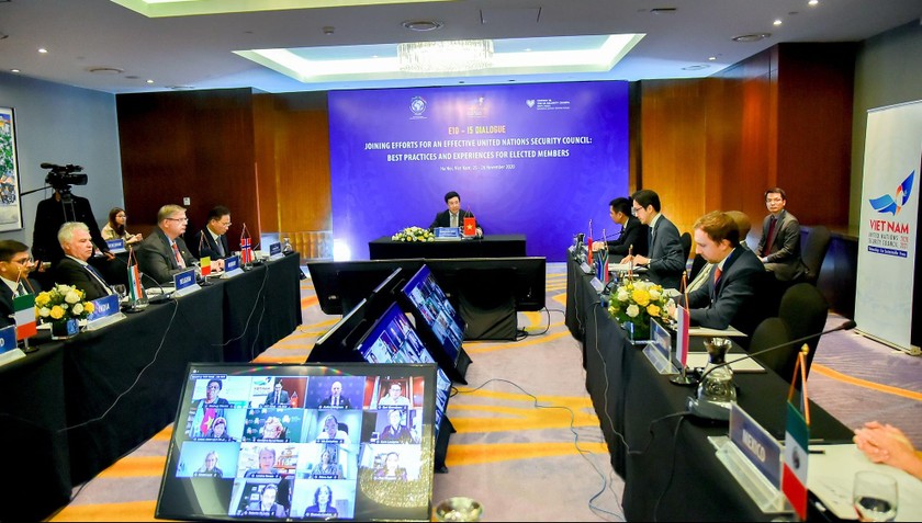 Phó Thủ tướng, Bộ trưởng Ngoại giao Phạm Bình Minh tại cuộc họp. Ảnh: Tuấn Anh, báo TGVN
