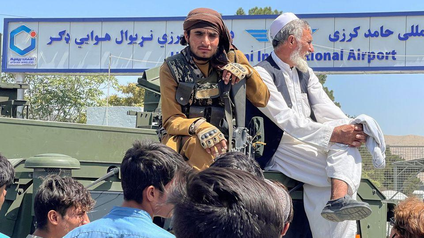Các tay súng Taliban tại thủ đô Kabul của Afghanistan.