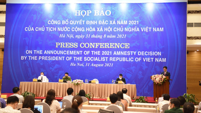 Phó Chủ nhiệm Văn phòng Chủ tịch nước Phạm Thanh Hà công bố Quyết định Đặc xá năm 2021 của Chủ tịch nước.