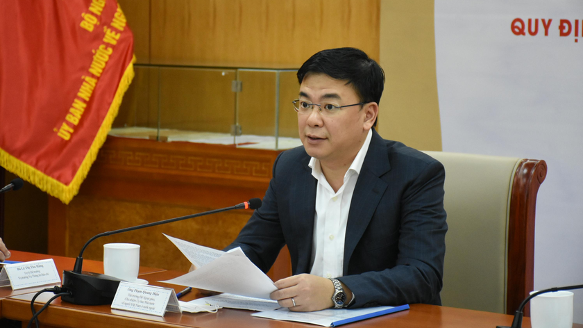 Thứ trưởng, Chủ nhiệm Uỷ ban Nhà nước về NVNONN Phạm Quang Hiệu chủ trì buổi lễ.