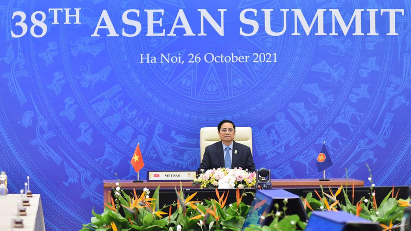Thủ tướng Chính phủ Phạm Minh Chính tham dự Hội nghị Cấp cao trực tuyến ASEAN lần thứ 38. Ảnh: Nguyễn Hồng/ Báo Thế giới & Việt Nam