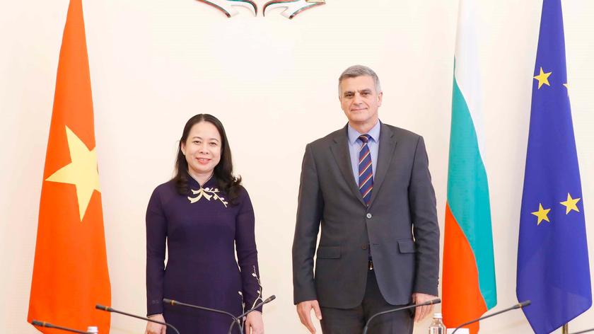 Phó Chủ tịch nước Võ Thị Ánh Xuân đã gặp Quyền Thủ tướng Stefan Yanev.