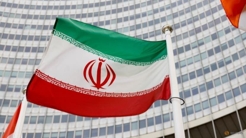 Quốc kỳ Iran trước trụ sở Cơ quan năng lượng nguyên tử quốc tế (IAEA) ở Vienna.