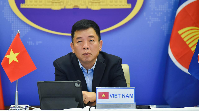 Đại sứ Vũ Hồ, Quyền Trưởng SOM ASEAN của Việt Nam.