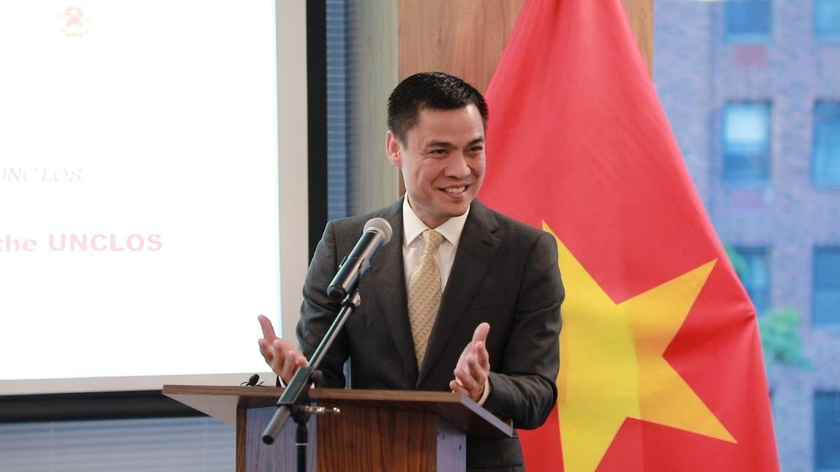 Đại sứ Đặng Hoàng Giang phát biểu tại sự kiện.