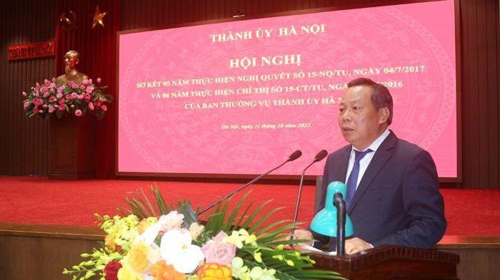 Phó Bí thư Thành ủy Hà Nội Nguyễn Văn Phong phát biểu tại hội nghị. Ảnh: Cổng GTĐT Hà Nội.