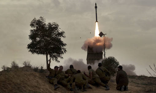 Hệ thống phòng thủ tên lửa Vòm sắt của Israel.