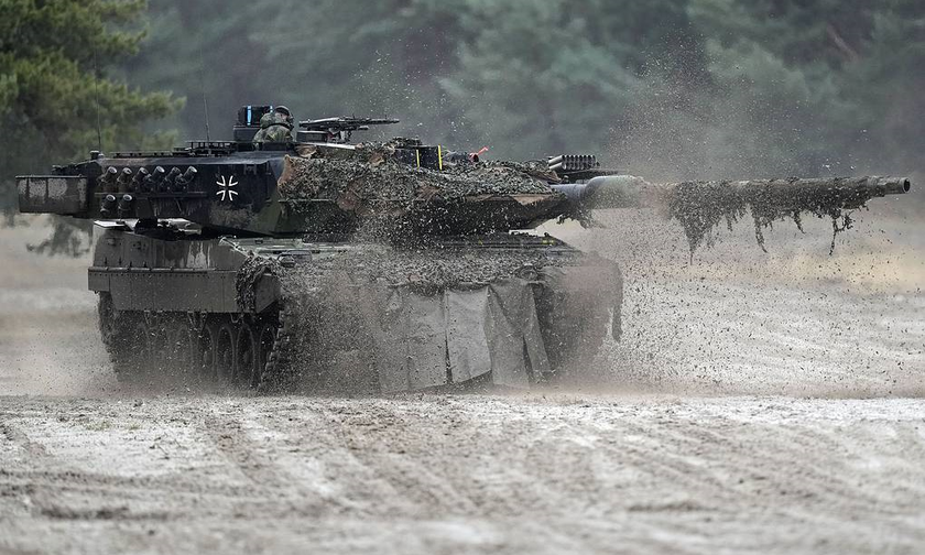 Xe tăng Leopard 2.