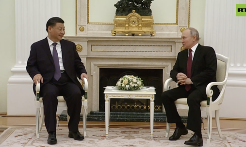 Chủ tịch Trung Quốc Tập Cận Bình và Tổng thống Nga Putin.