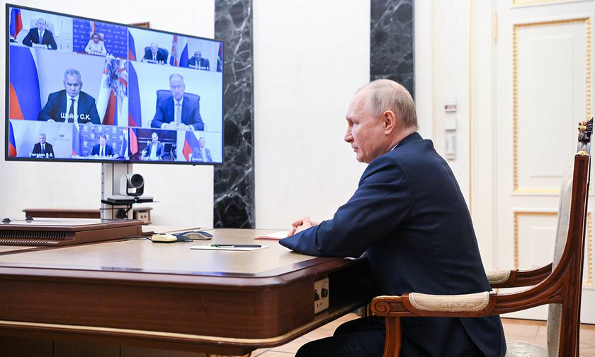 Tổng thống Nga Putin chủ trì cuộc họp.