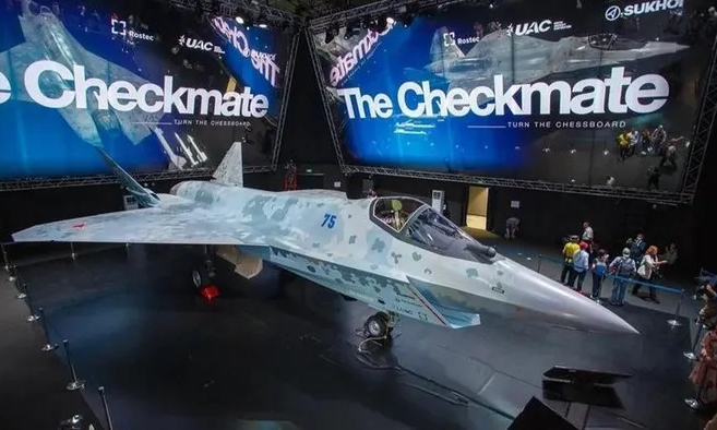 Mua máy bay chiến đấu thuộc thế hệ thứ 5 Checkmate của Nga.