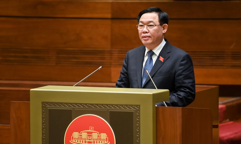 Chủ tịch Quốc hội Vương Đình Huệ phát biểu kết luận phiên chất vấn.
