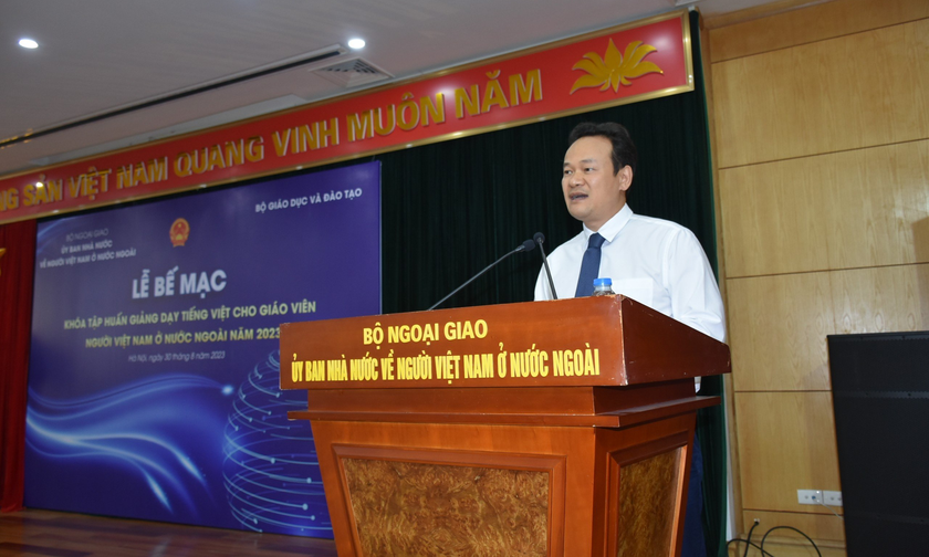 Ông Mai Phan Dũng – Phó chủ nhiệm Ủy ban Nhà nước về NVNONN phát biểu tại buổi lễ.